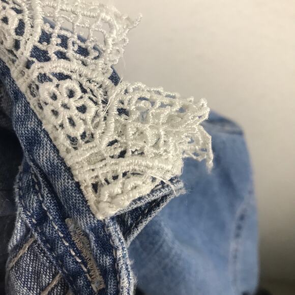Vintage Levi's Chambray Denim Shirt Shacket Oversized Upcycled Doily Lace Boho L - Picture 15 of 16